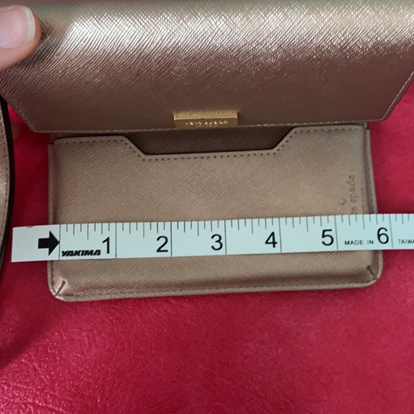 💜Kate Spade Wristlet💜 - Picture 16 of 16